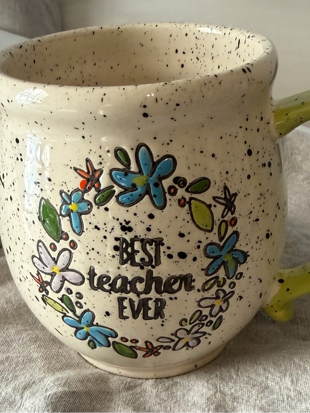 TAG Best Teacher Ever Ceramic Mug - Speckled Cream with Blue Floral Accents